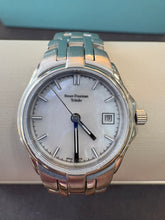 Load image into Gallery viewer, White Dial Silver Bracelet Watch with Date Function