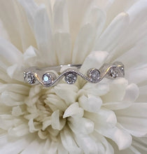 Load image into Gallery viewer, White Gold Diamond Wave Band Ring