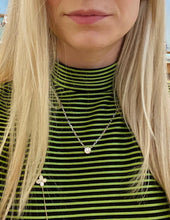 Load image into Gallery viewer, Vintage Diamond Necklace in White Gold