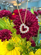 Load image into Gallery viewer, Vintage Diamond Heart Pendant Necklace