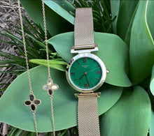 Load image into Gallery viewer, Forest Green Mother of Pearl Gold Mesh Bracelet Watch