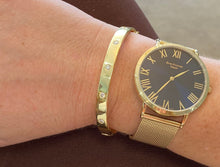 Load image into Gallery viewer, Iconic Five Stone Diamond and Yellow Gold Bangle