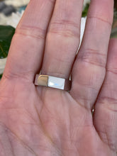 Load image into Gallery viewer, 18K White Gold and Diamond Pyramid Band