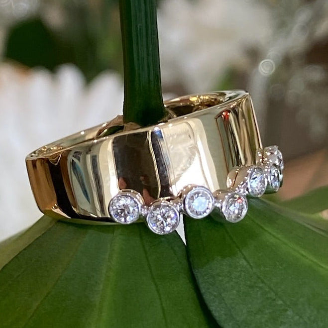 The Golden Bubble Cigar Ring