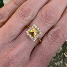 Load image into Gallery viewer, 18K Yellow Gold Diamond Halo Pyramid Ring