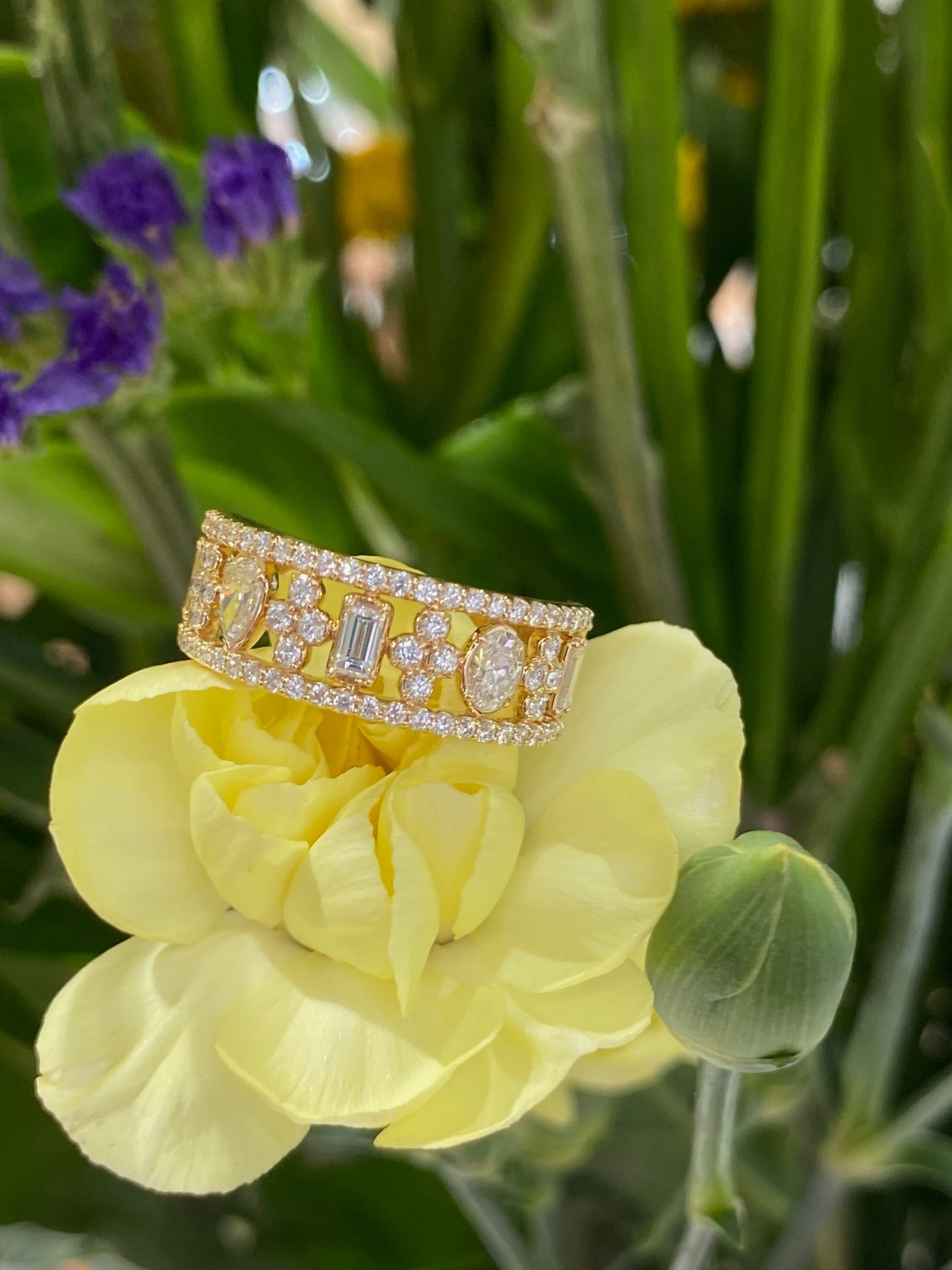 The Golden Mosaic Diamond Band