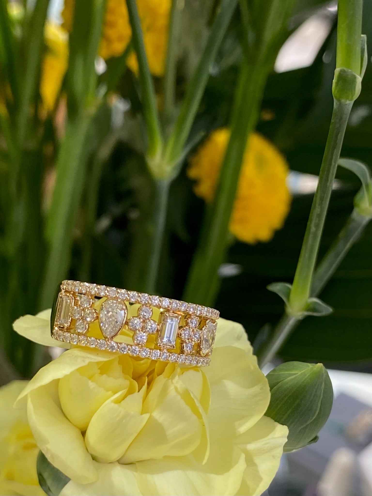 The Golden Mosaic Diamond Band