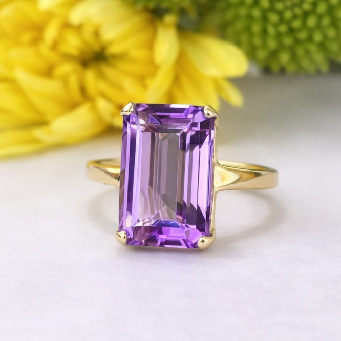 Vintage Amethyst Royale Ring