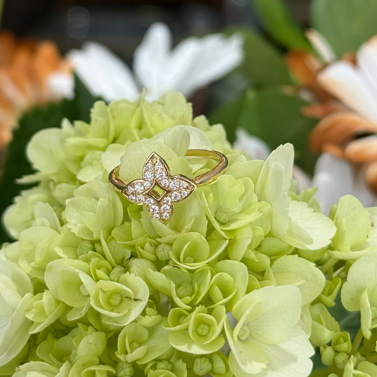 Diamond Clover Bloom Ring