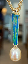 Load image into Gallery viewer, 18K Yellow Gold Opal Pearl and Green Garnet Pendant Necklace