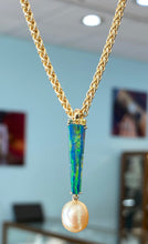 Load image into Gallery viewer, 18K Yellow Gold Opal Pearl and Green Garnet Pendant Necklace