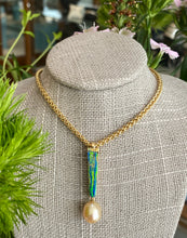 Load image into Gallery viewer, 18K Yellow Gold Opal Pearl and Green Garnet Pendant Necklace