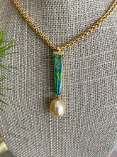 Load image into Gallery viewer, 18K Yellow Gold Opal Pearl and Green Garnet Pendant Necklace