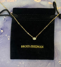 Load image into Gallery viewer, Vintage Oval Diamond Solitaire Necklace