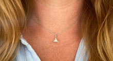 Load image into Gallery viewer, Vintage White Gold Trillion Diamond Pendant Necklace