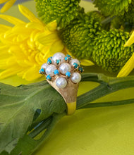 Load image into Gallery viewer, Vintage Pearl and Turquoise Yellow Gold Ring