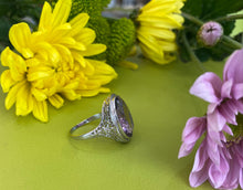 Load image into Gallery viewer, White Gold Vintage Oval Amethyst Ring