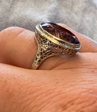 Load image into Gallery viewer, White Gold Vintage Oval Amethyst Ring