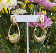Load image into Gallery viewer, Yellow Gold Doorknocker Earrings