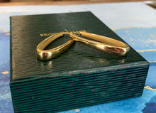 Load image into Gallery viewer, Yellow Gold Long Oval Etched Hoops