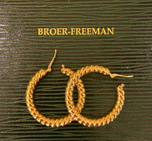 Load image into Gallery viewer, Yellow Gold With-A-Twist Round Hoops