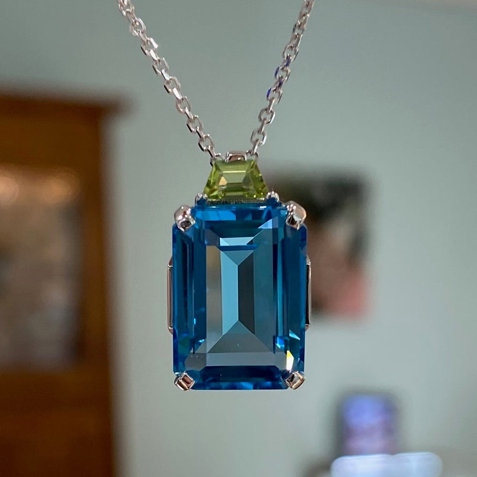 The Ocean Reef Blue Topaz & Peridot Necklace
