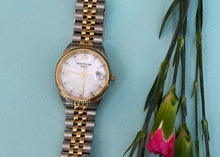Load image into Gallery viewer, Mother of Pearl Dial Two Tone Band Watch