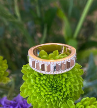Load image into Gallery viewer, Two Tone Stair-Step Flash Diamond Band