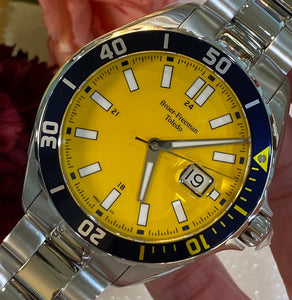 Yellow Dial Blue Accent Silver Toned Bracelet Diver's Watch