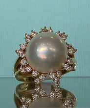 Load image into Gallery viewer, 18K Gold Vintage Pearl and Diamond Sun Flare Ring
