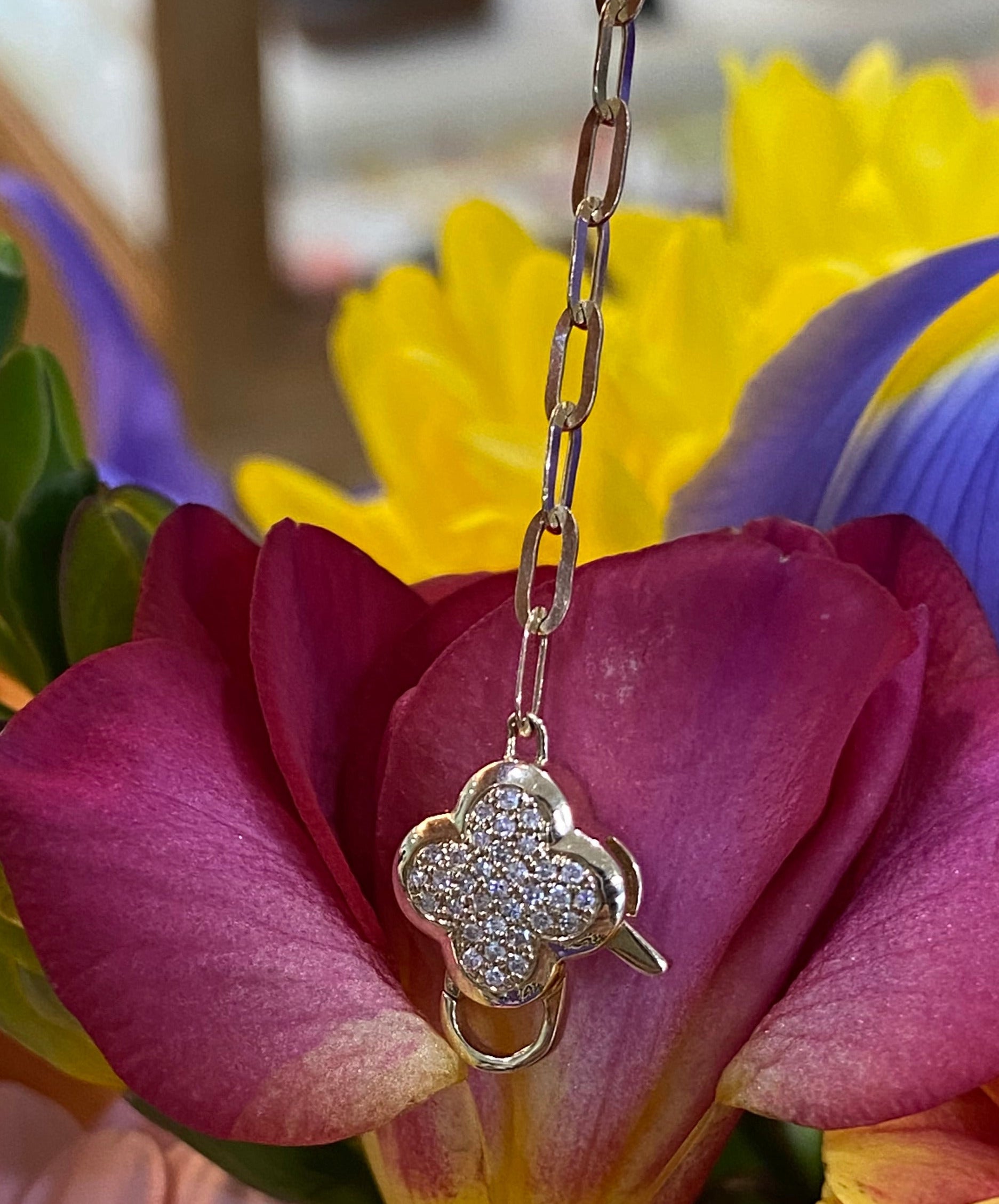 Yellow Gold Diamond Quatrefoil Clasp Paper Clip Bracelet