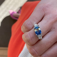 Load image into Gallery viewer, Bi-Colored Sapphire and Diamond Ring