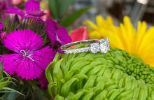 Load image into Gallery viewer, Three Stone Round Diamond Platinum Engagement Ring