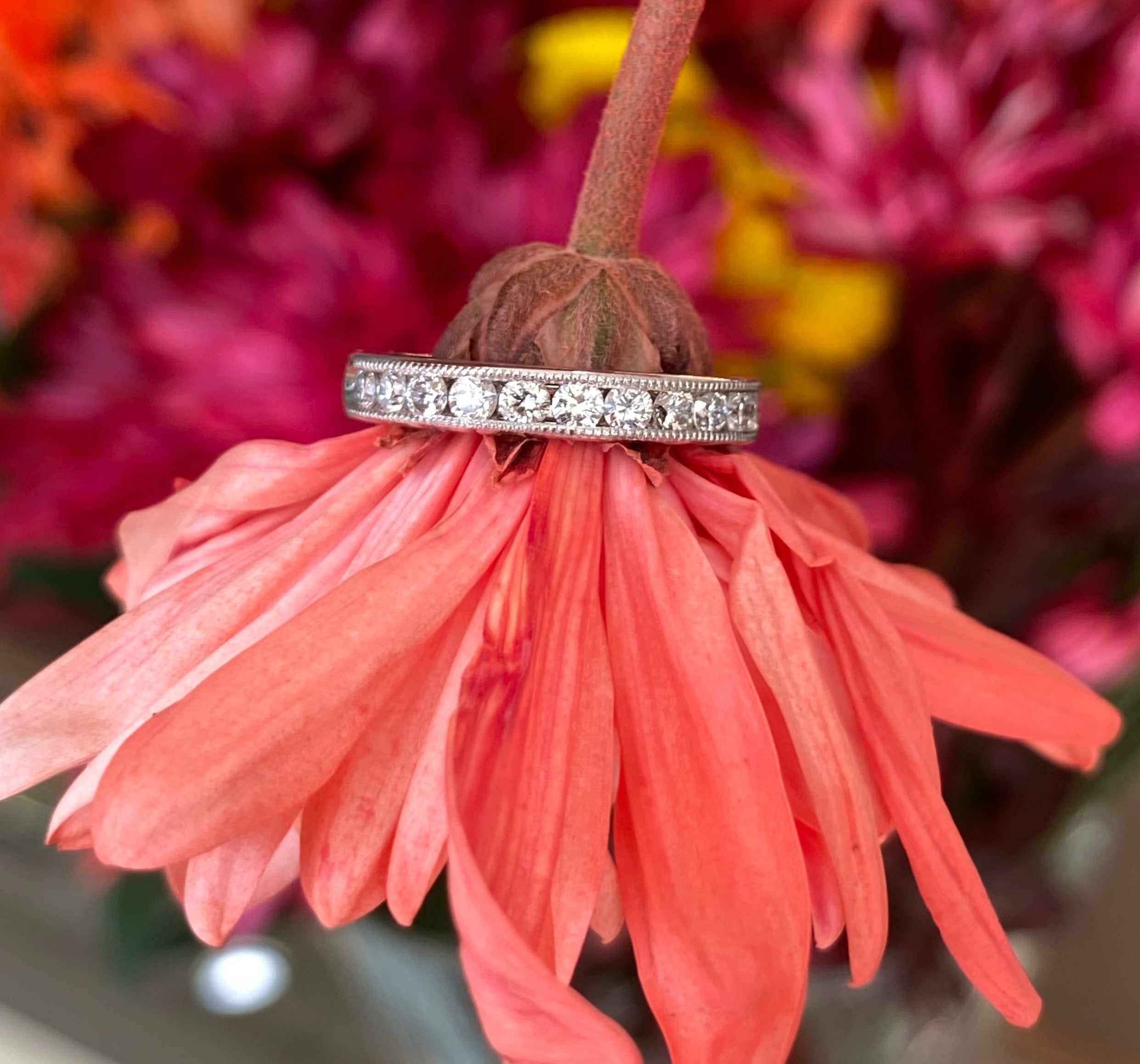 Vintage Round Diamond Band