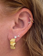 Load image into Gallery viewer, 18K Gold Satin Finish Wavy Hoop Earrings
