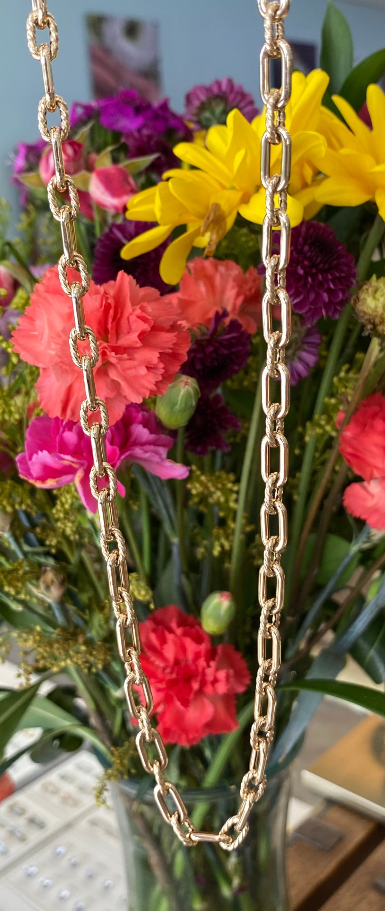 14K Yellow Gold Textured Oval and Paper Clip Link Chain