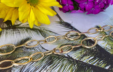 Load image into Gallery viewer, 18K Yellow Gold Mixed Links Chain