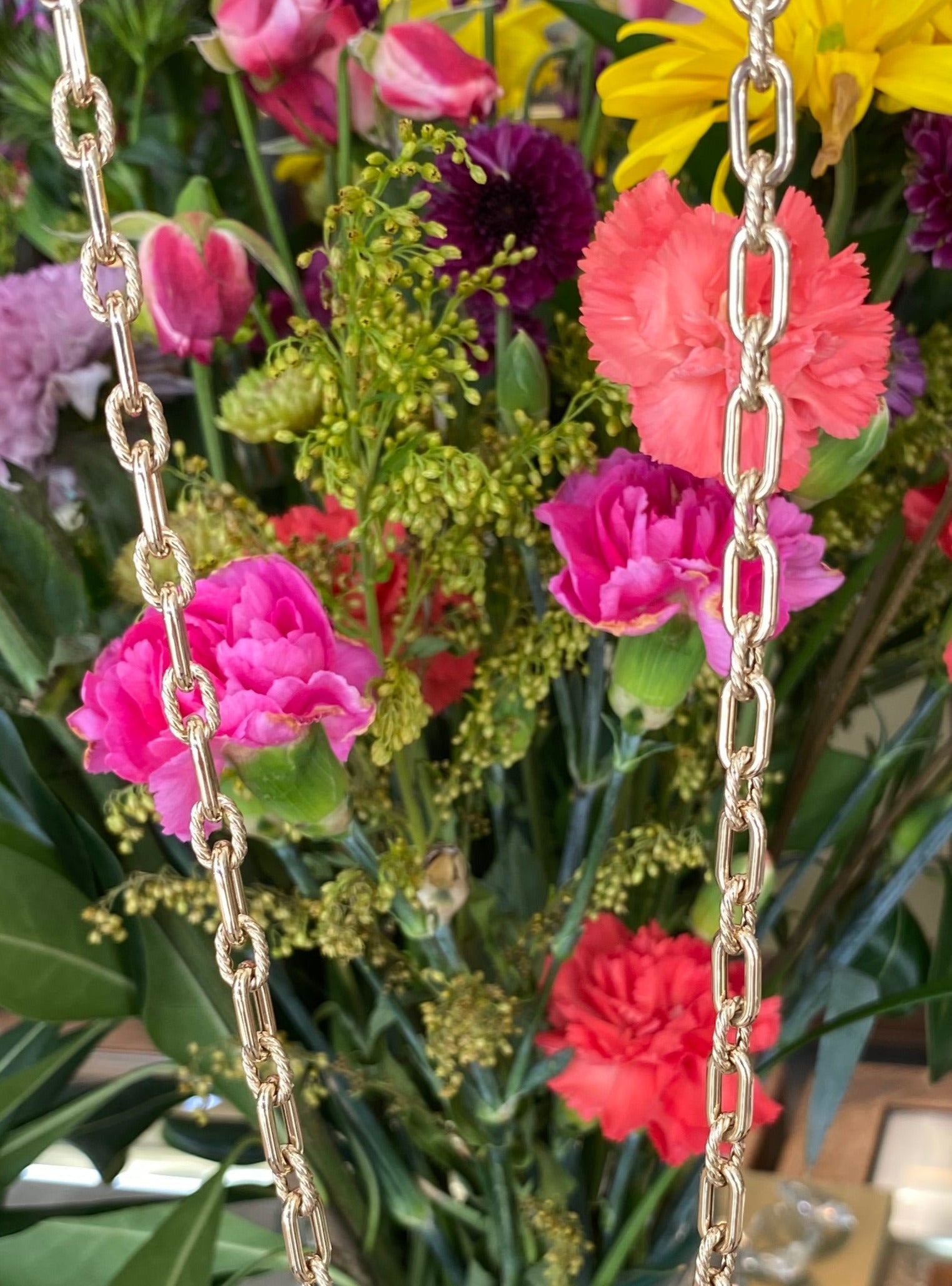 14K Yellow Gold Textured Oval and Paper Clip Link Chain