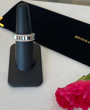Load image into Gallery viewer, Two Tone Stair-Step Flash Diamond Band