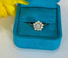 Load image into Gallery viewer, Yellow Gold Round Diamond Flower Style Engagement Ring
