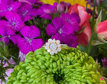 Load image into Gallery viewer, Yellow Gold Round Diamond Flower Style Engagement Ring