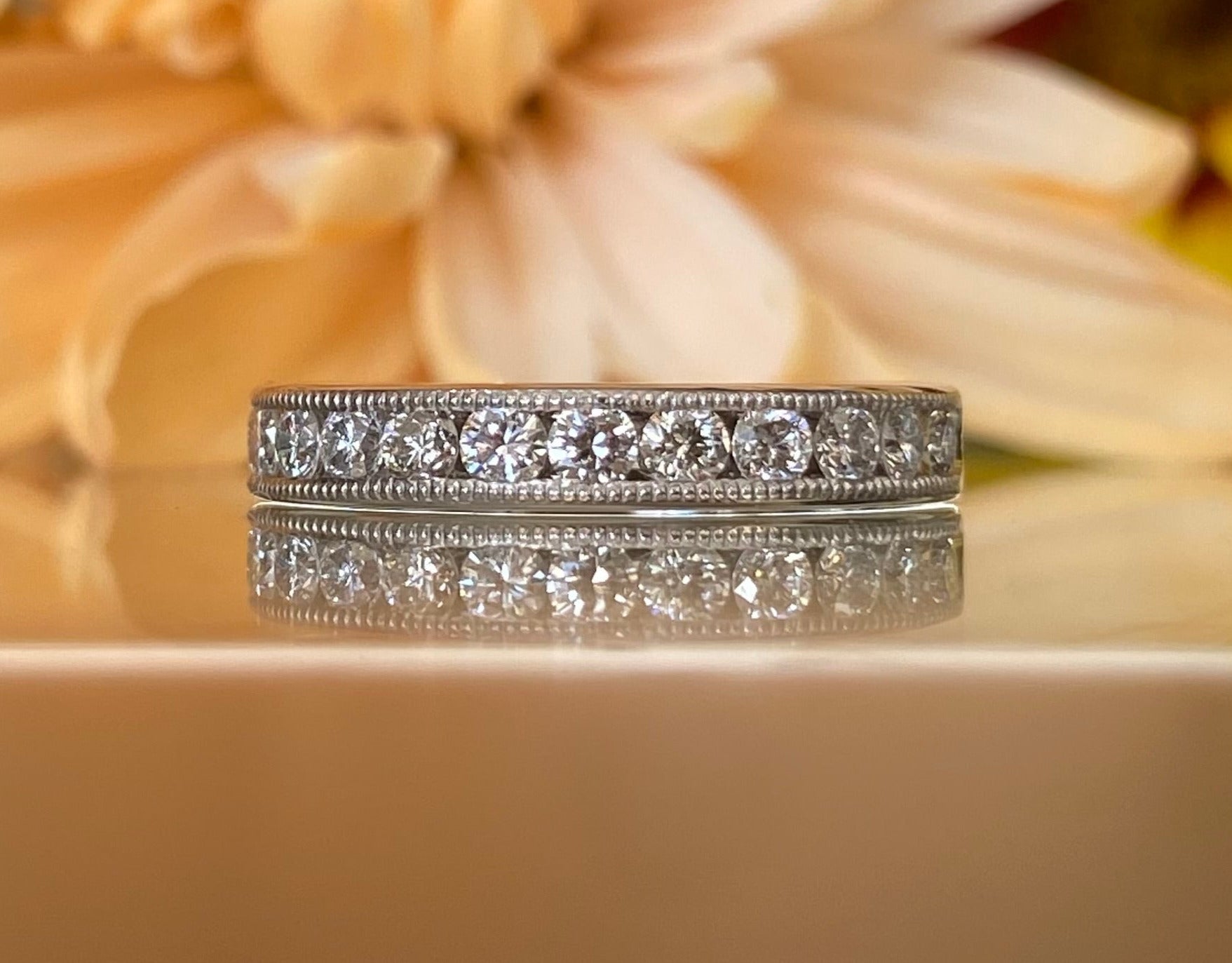 Vintage Round Diamond Band