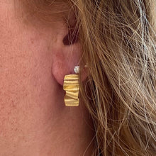 Load image into Gallery viewer, 18K Gold Satin Finish Wavy Hoop Earrings