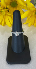 Load image into Gallery viewer, Platinum Round Diamond and Oval Band Engagment Ring