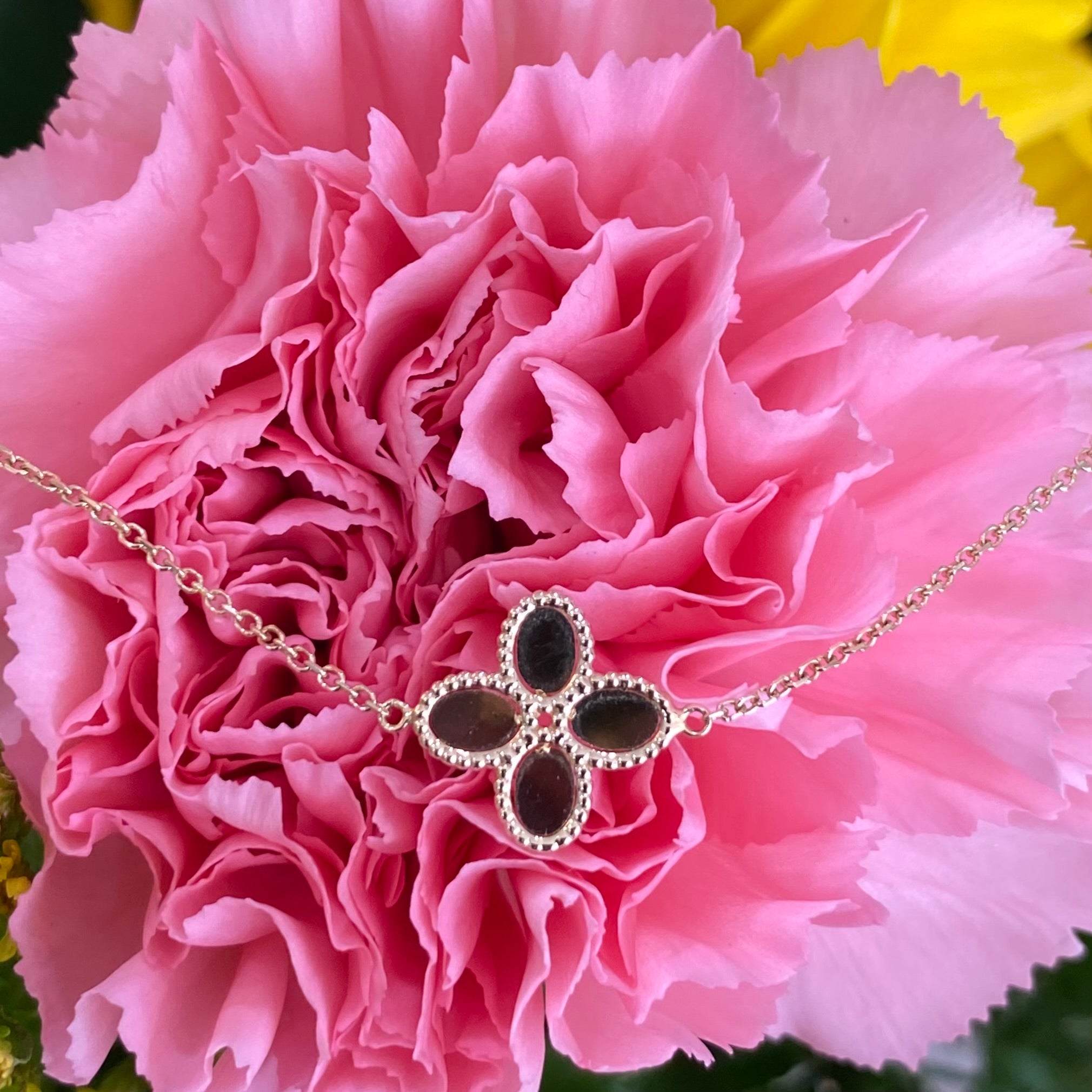 Golden Signature Quatrefoil Necklace