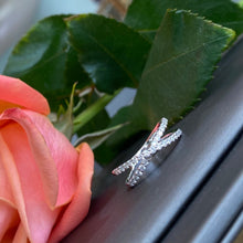 Load image into Gallery viewer, Diamond “X” Ring