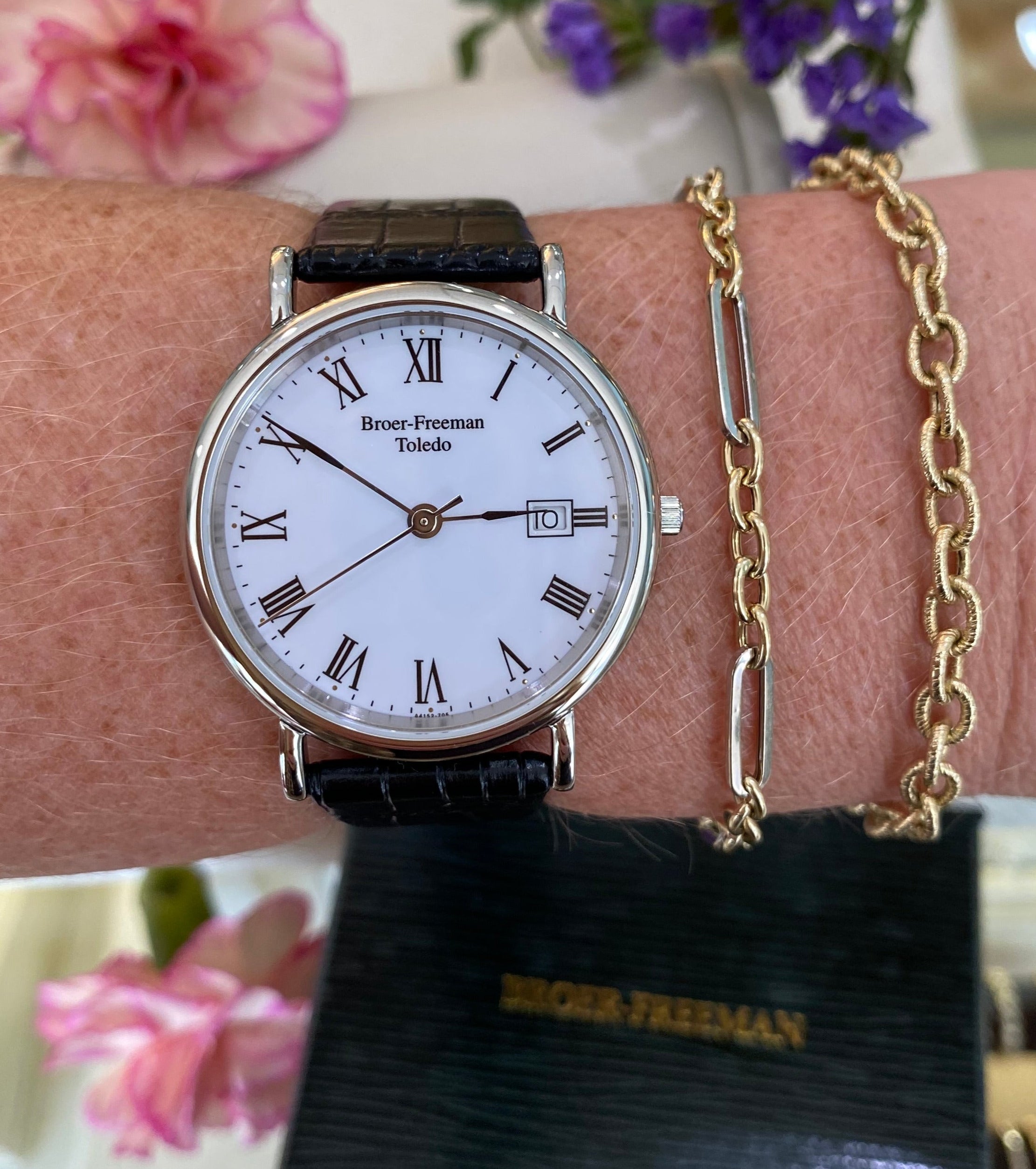 White Dial Silver Toned Black Leather Watch