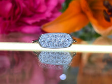 Load image into Gallery viewer, White Gold Diamond Rectangular Top Ring