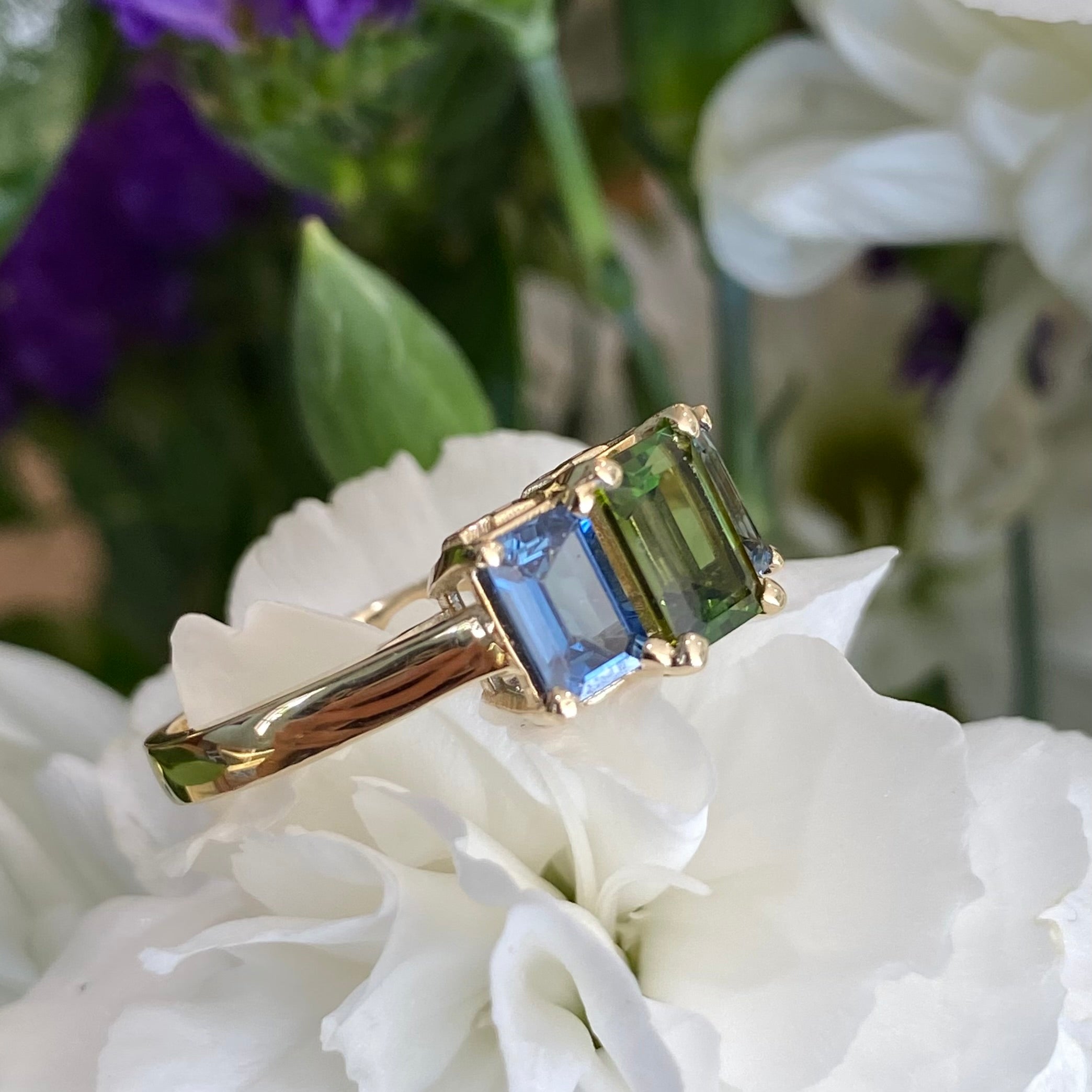 *On The Rocks* Green Tourmaline & Blue Sapphire Cocktail Ring in Yellow Gold 🍹