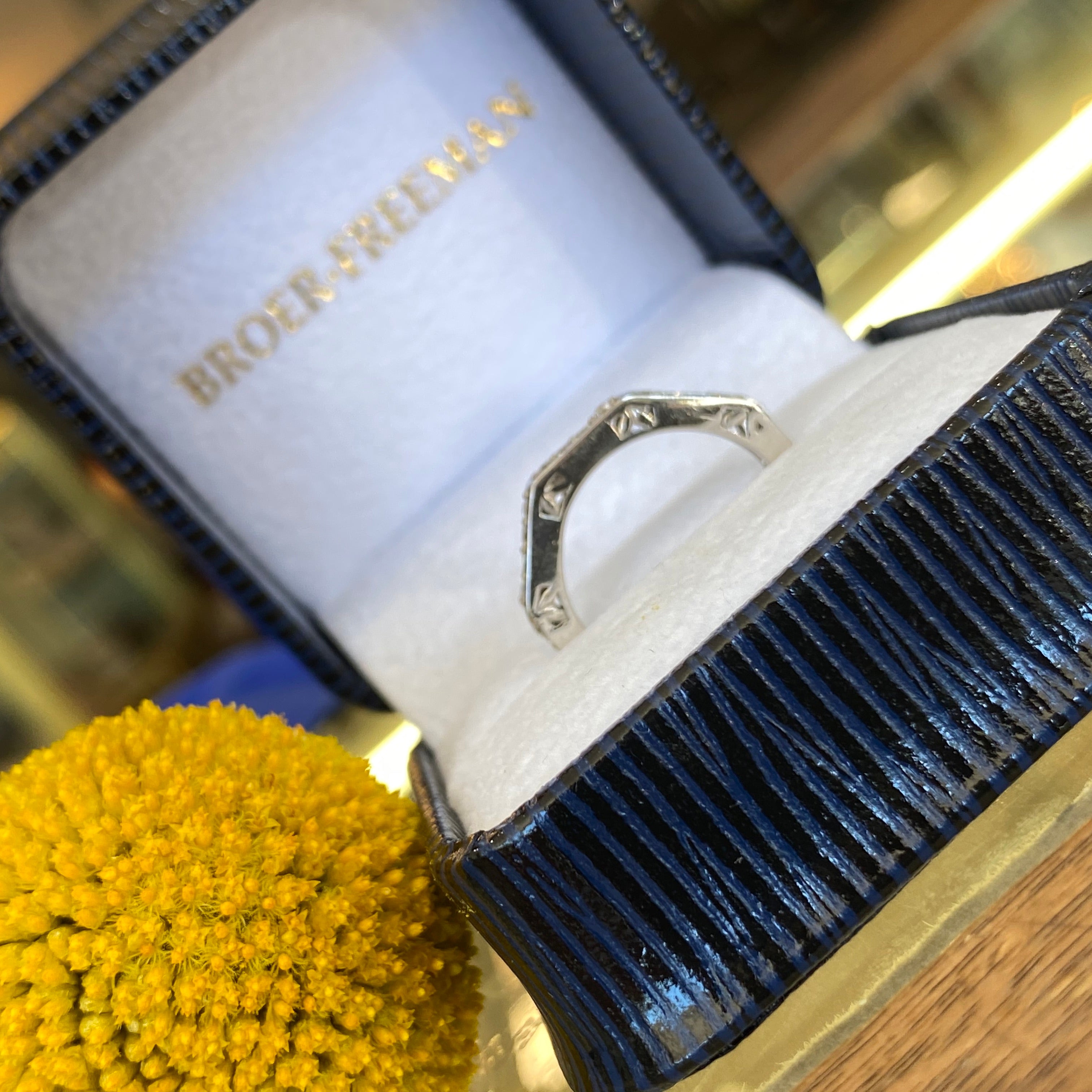 Geometric Diamond Band